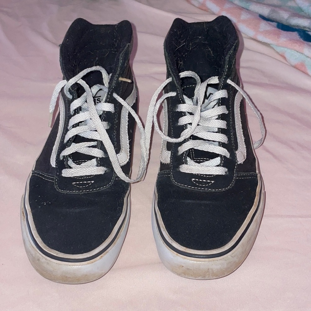 black vans
